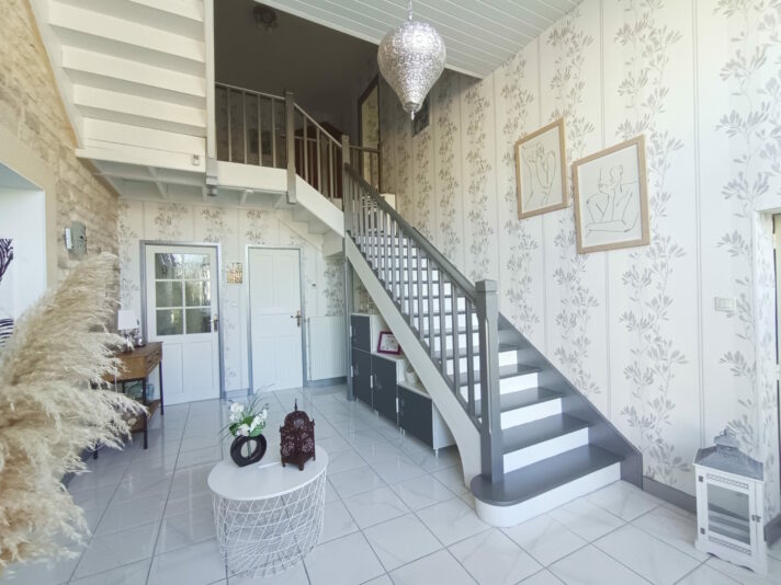 hall_53144