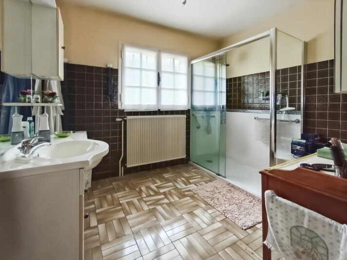 salle_deau_53143